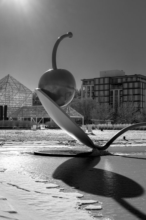 Spoonbridge and Cherry